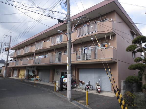 寺川マンション　1号館の物件外観写真